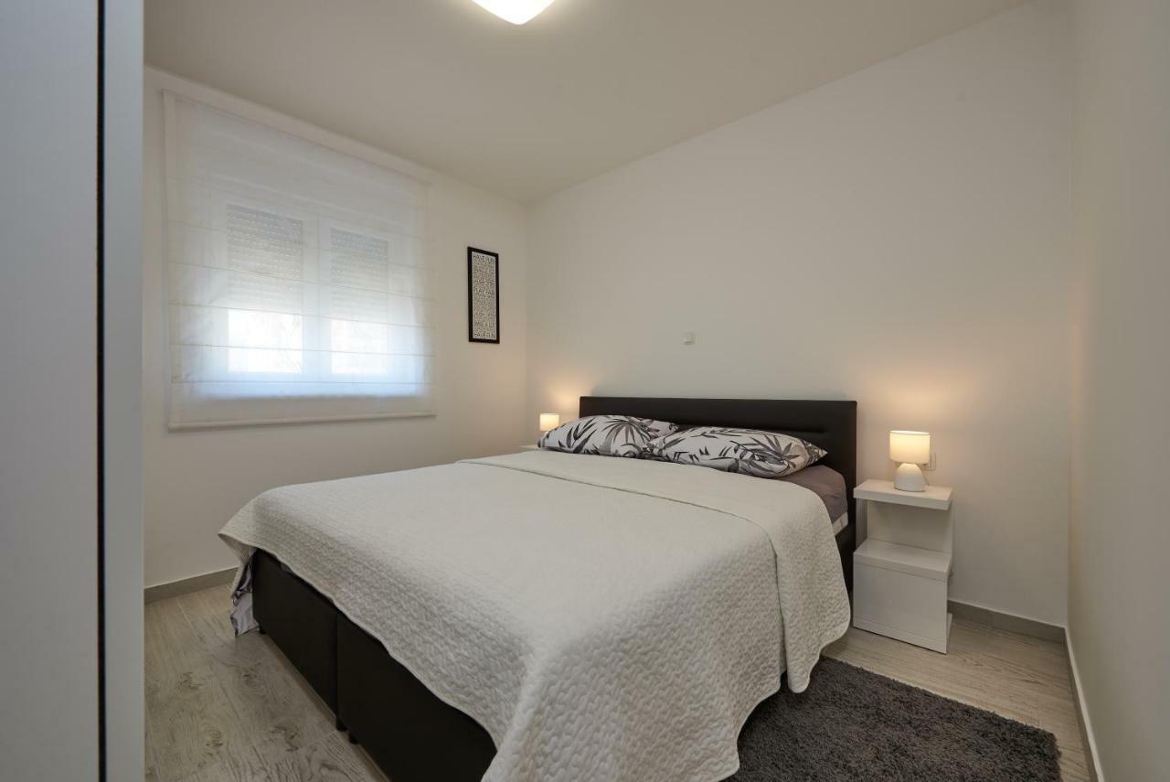 דירות טרוגיר Apartman Jakov מראה חיצוני תמונה